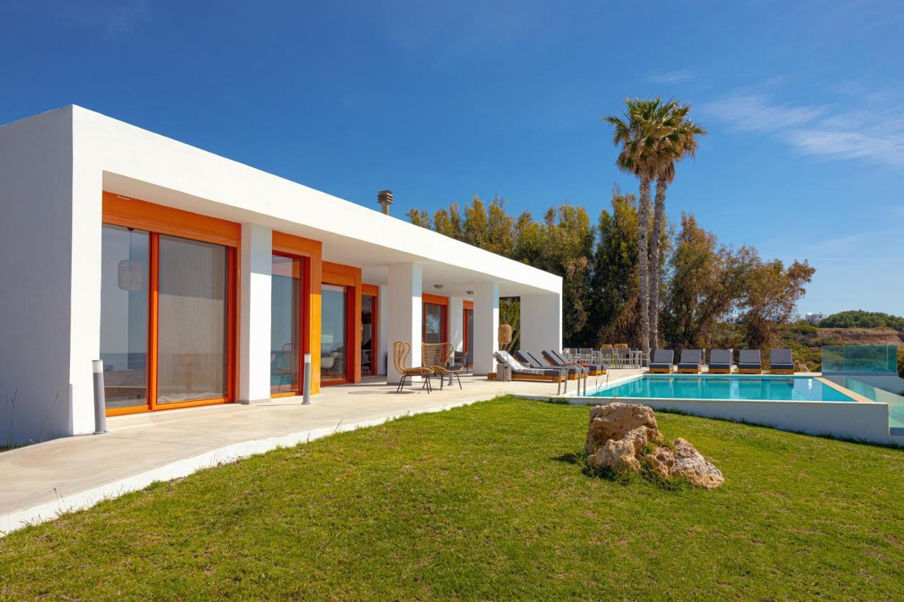 Villa Seven Lakhania Bagian luar foto