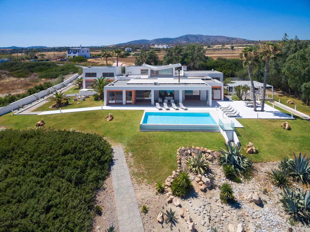 Villa Seven Lakhania Bagian luar foto